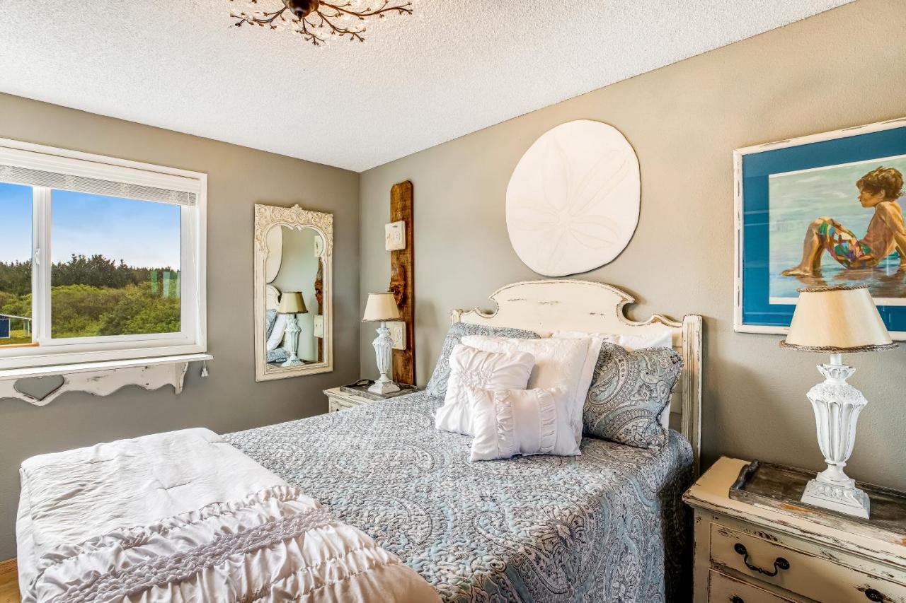 Salty Kisses Villa Ocean Shores Exterior photo